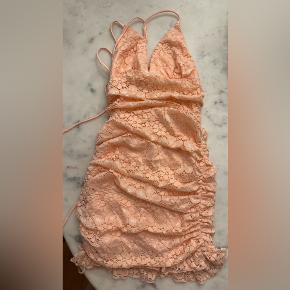 New! Lucy in the Sky sz small mini dress in peach lacer